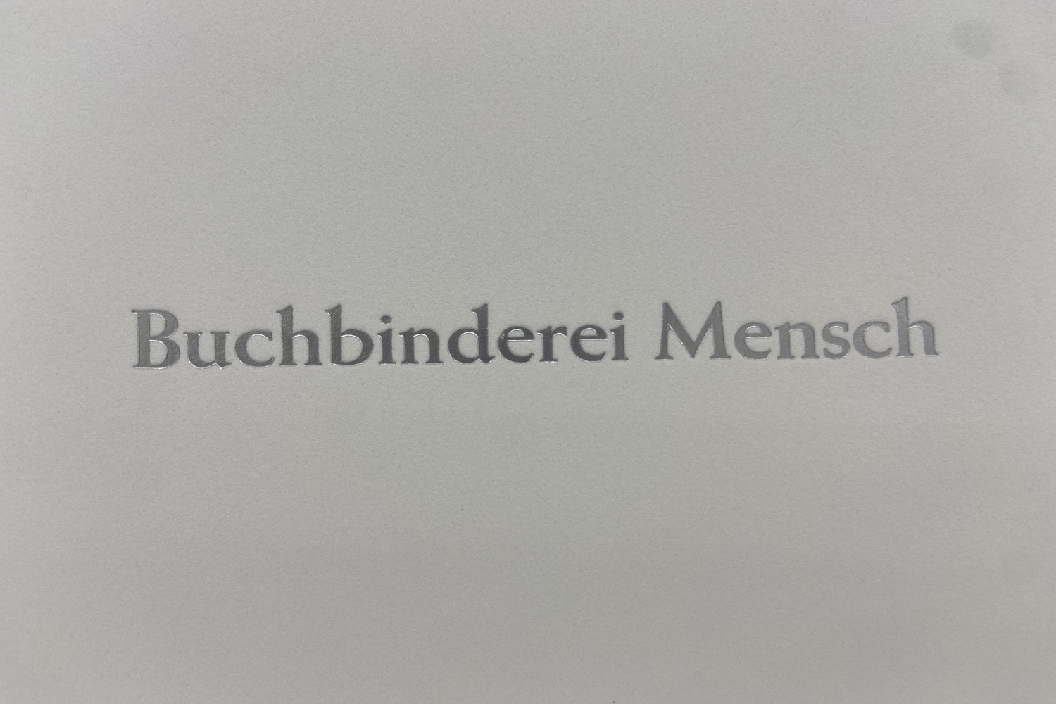 Schrift mit Füßchen Silber